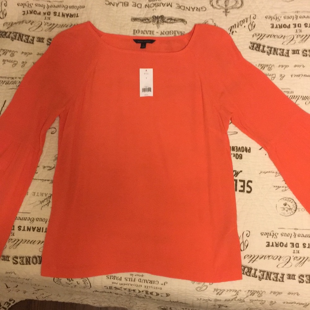 Banana Republic long sleeve top